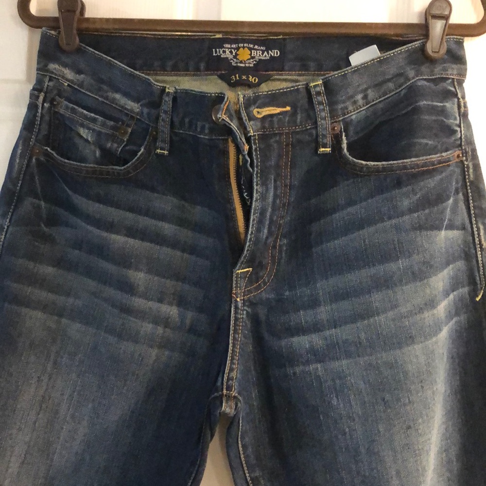 31x30 Lucky Brand Jeans 329 Classic Straight